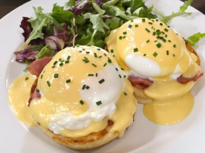 Eggs Benedict Recipe: Perfectly Poached & Delicious!