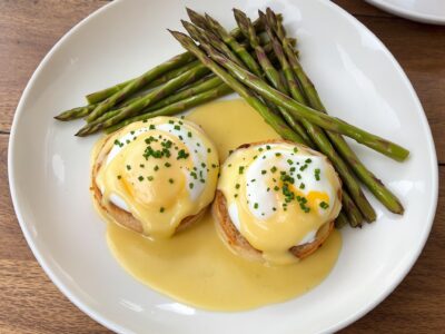 Hollandaise Sauce Recipe: Master This Velvety Delight!