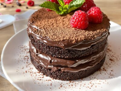 Dark Chocolate Cake I: Indulge in this Decadent Delight!