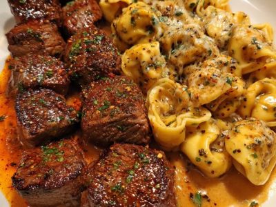 Beef Tips Gravy: Ultimate Savory & Easy Recipe