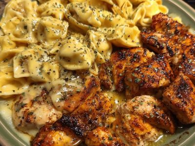 Creamy Garlic Butter Chicken Alfredo Tortellini