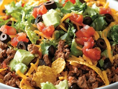 Crunchy Taco Delight: A Flavorful and Fun Salad for Any Occasion